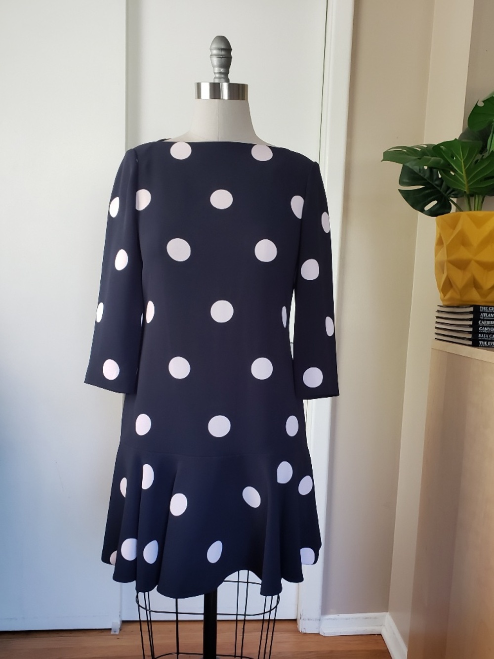 Kate Spade Timeless Style Polka Dot Dress Size 6!
